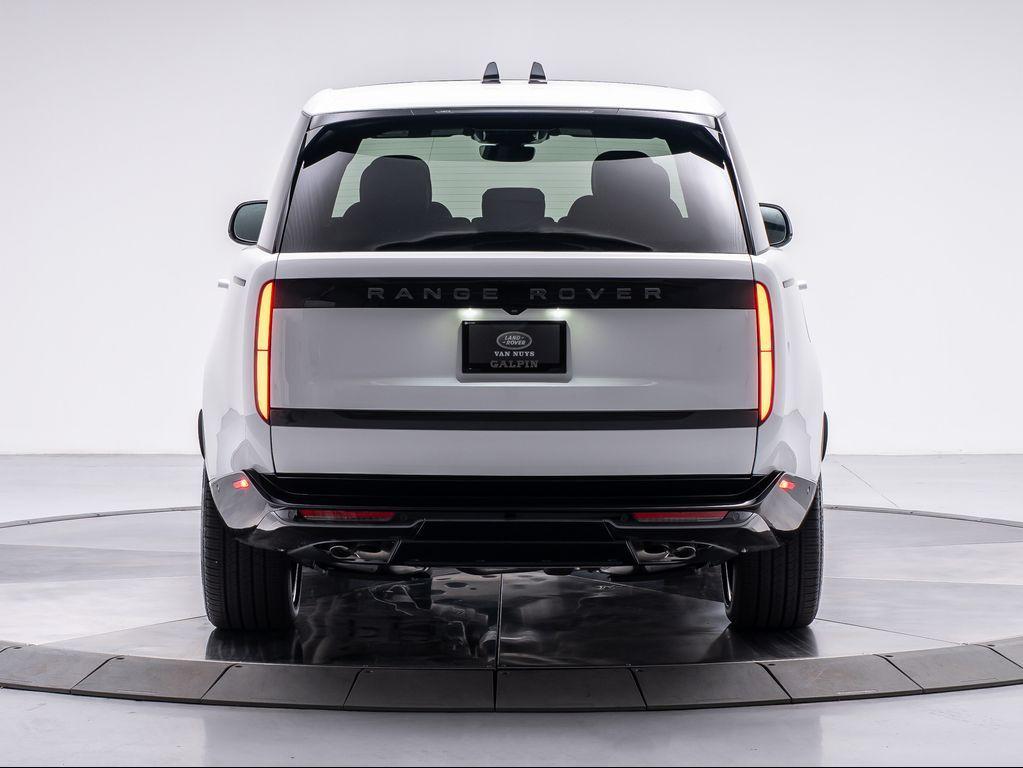 new 2025 Land Rover Range Rover car
