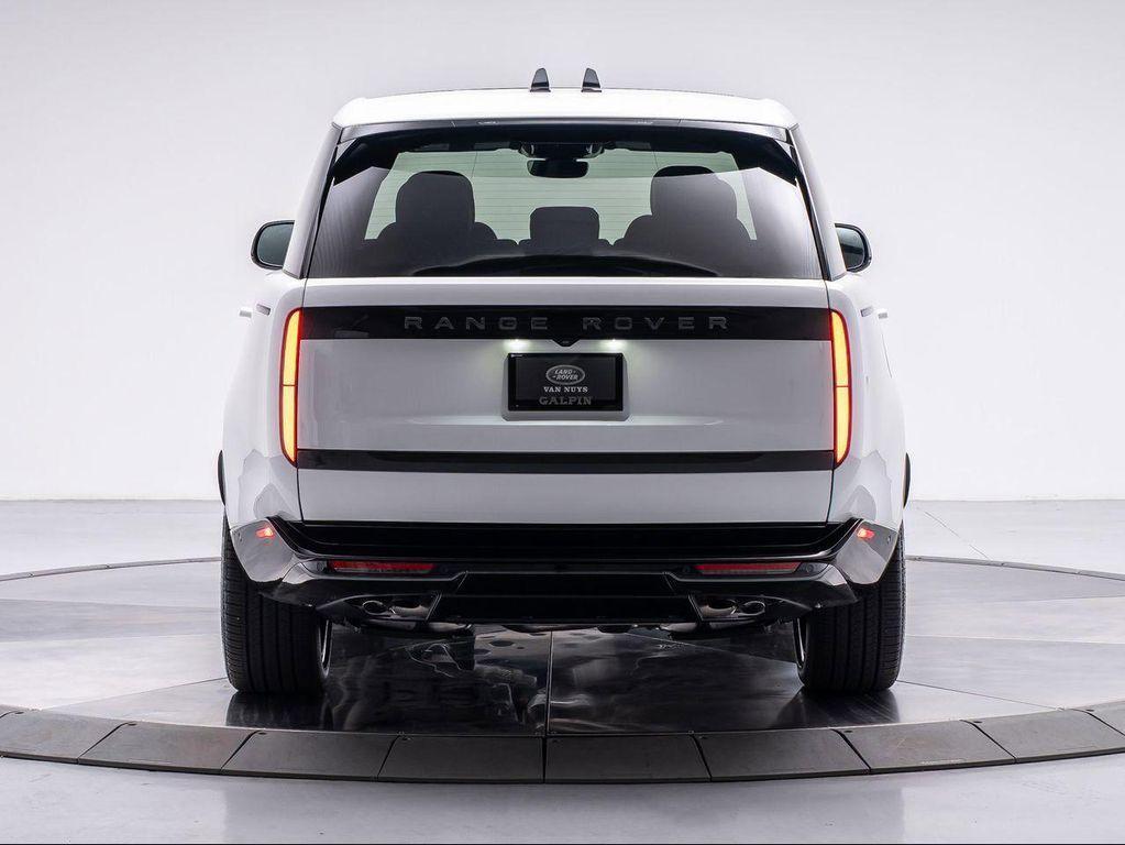 new 2025 Land Rover Range Rover car