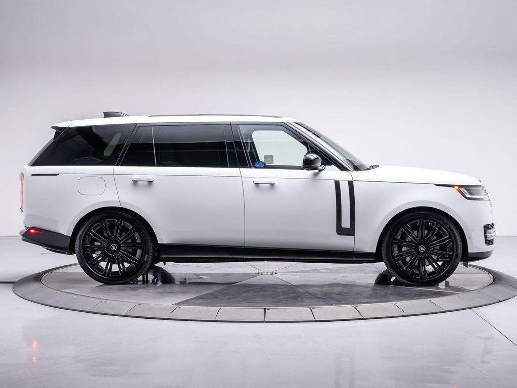 new 2025 Land Rover Range Rover car