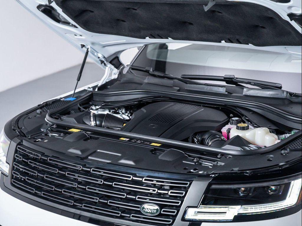 new 2025 Land Rover Range Rover car