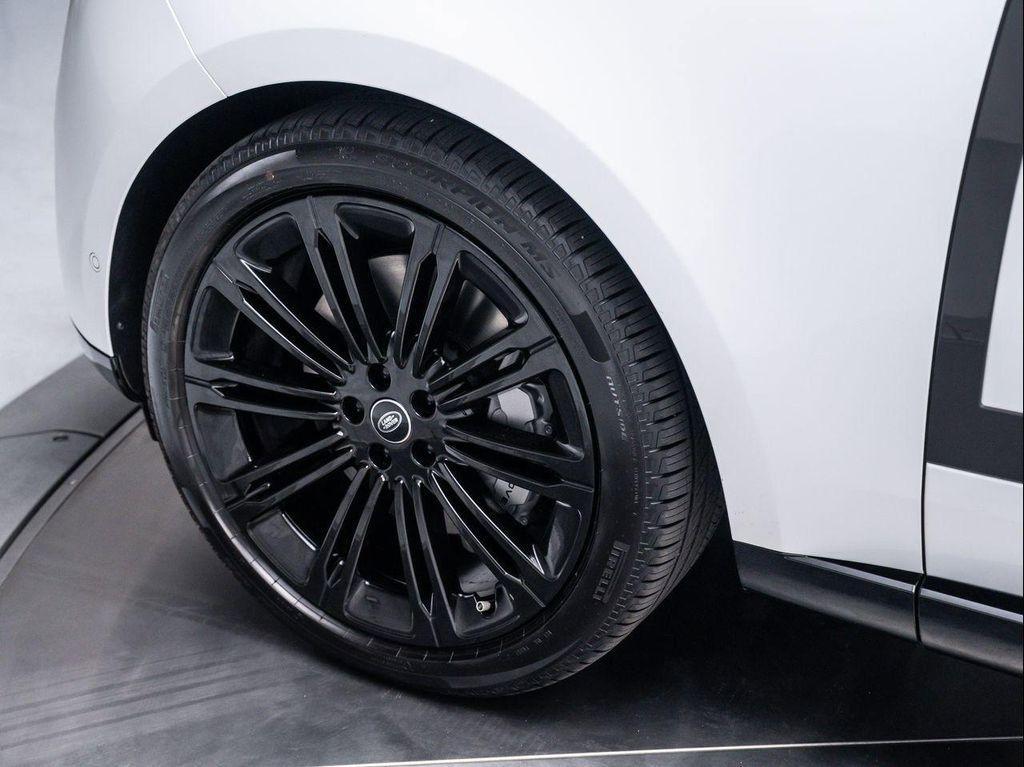new 2025 Land Rover Range Rover car
