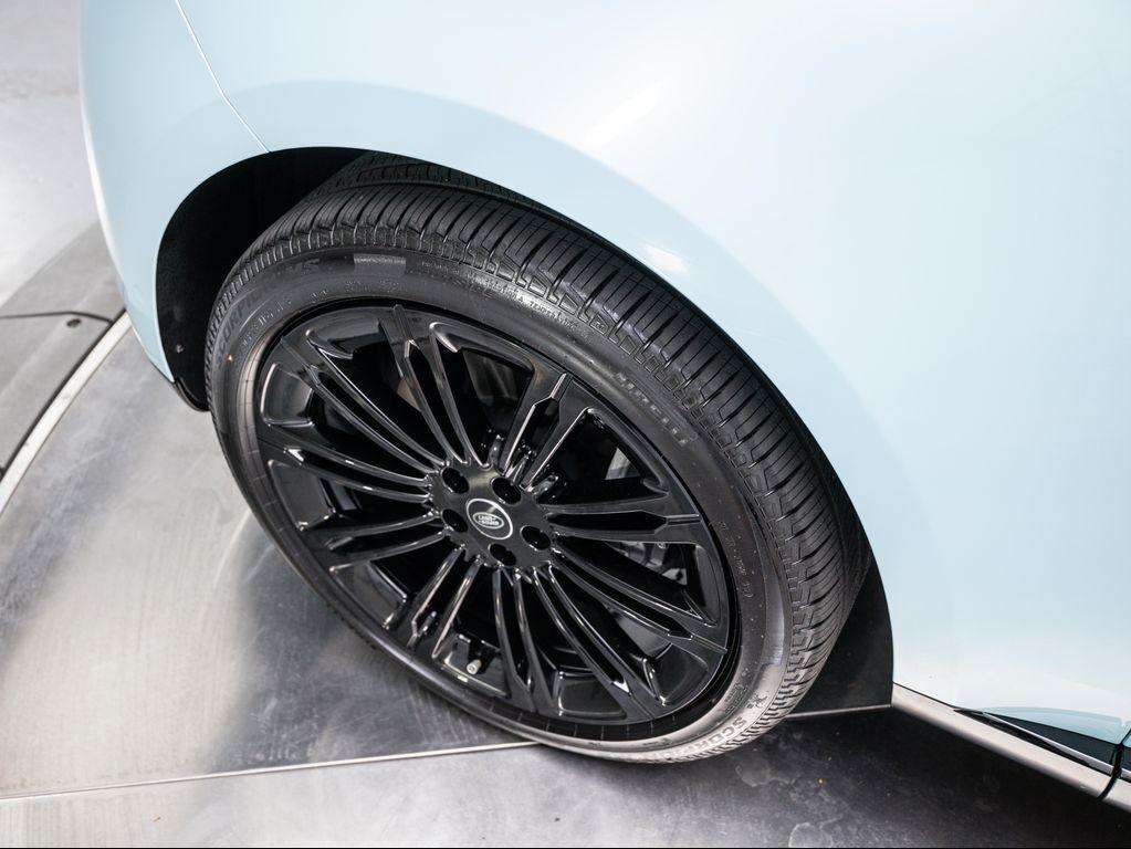 new 2025 Land Rover Range Rover car