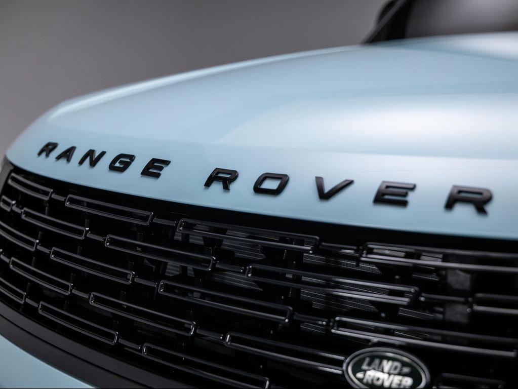 new 2025 Land Rover Range Rover car