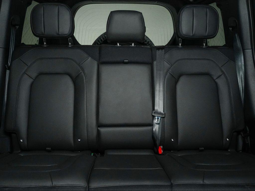 new 2025 Land Rover Defender car