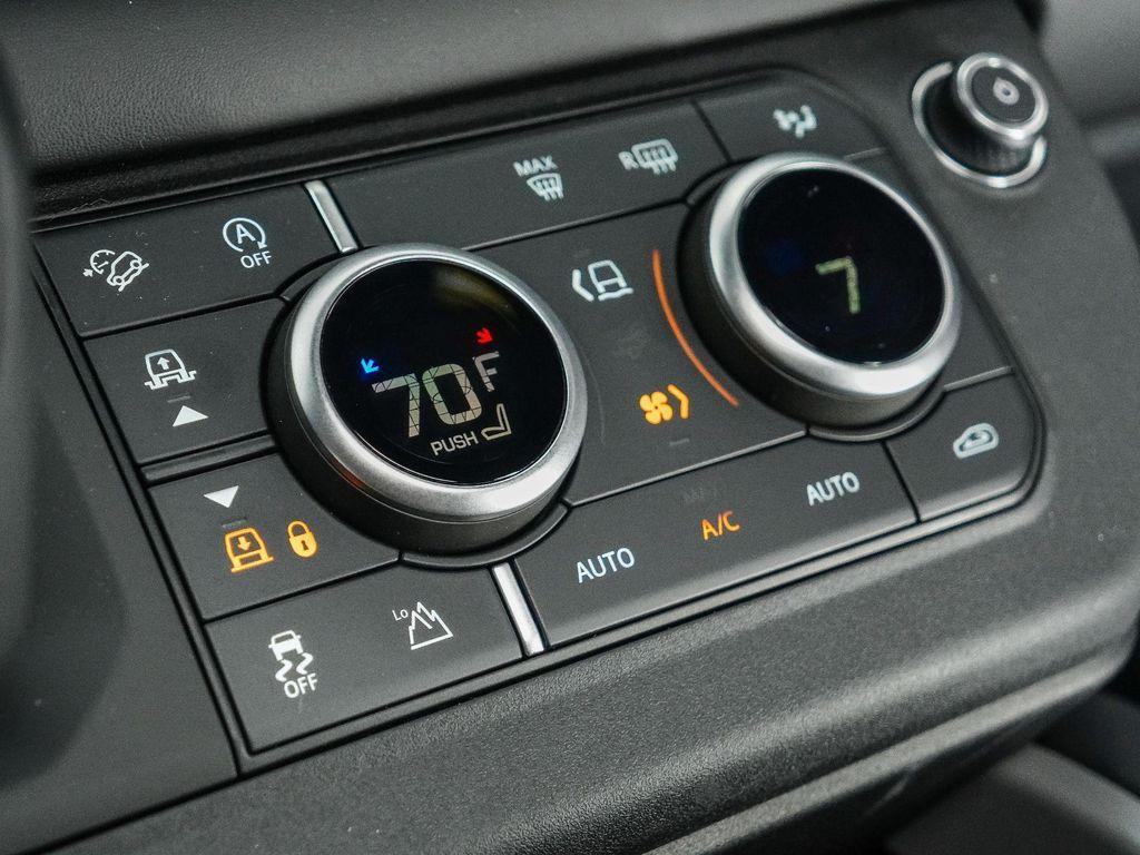 new 2025 Land Rover Defender car