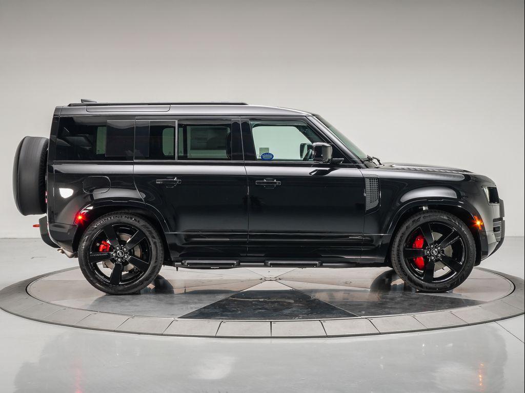 new 2025 Land Rover Defender car