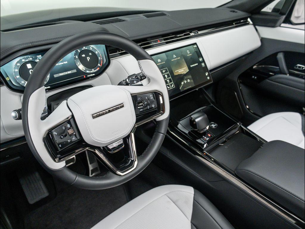 new 2025 Land Rover Range Rover Sport car