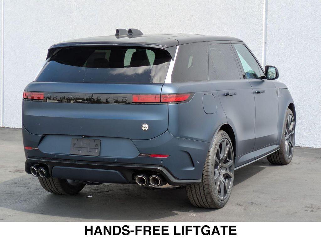 new 2025 Land Rover Range Rover Sport car