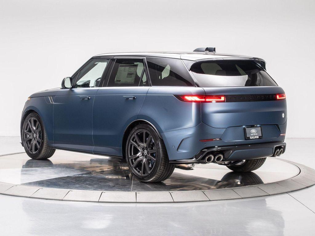 new 2025 Land Rover Range Rover Sport car
