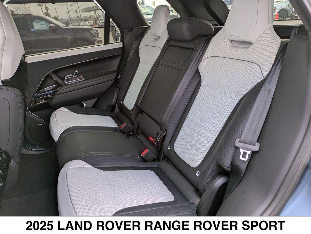 new 2025 Land Rover Range Rover Sport car