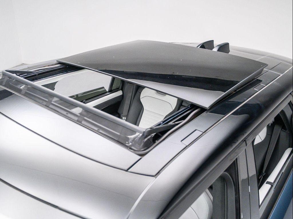 new 2025 Land Rover Range Rover Sport car