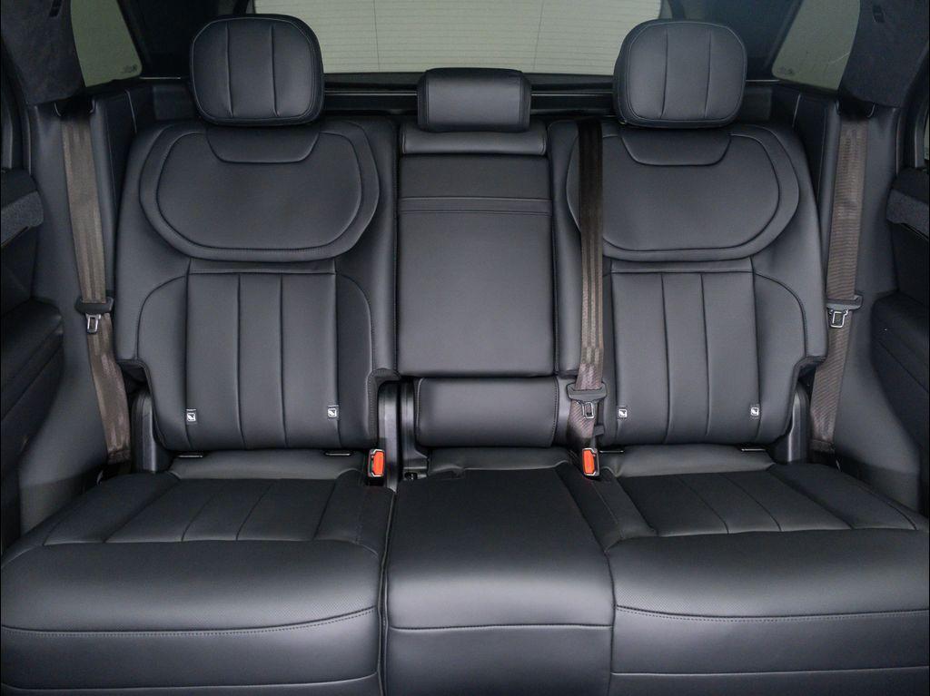 new 2025 Land Rover Range Rover Sport car