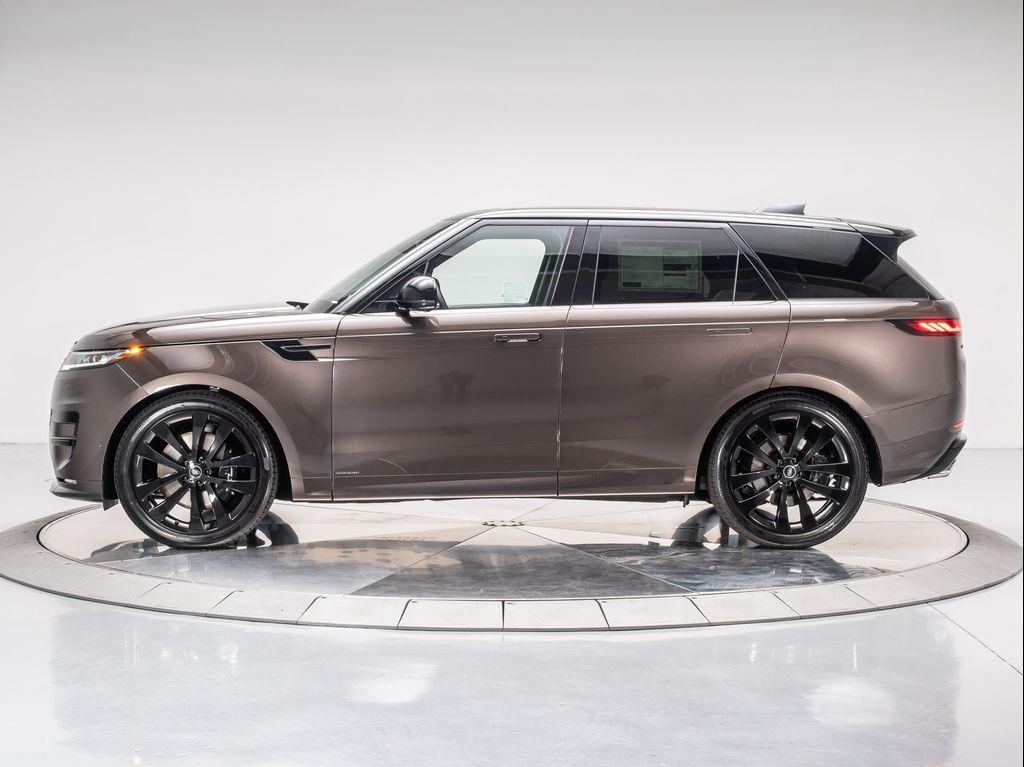 new 2025 Land Rover Range Rover Sport car