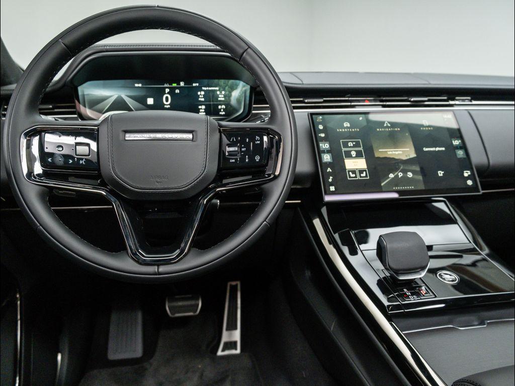 new 2025 Land Rover Range Rover Sport car