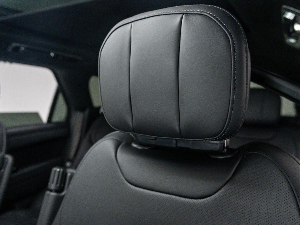 new 2025 Land Rover Range Rover Sport car