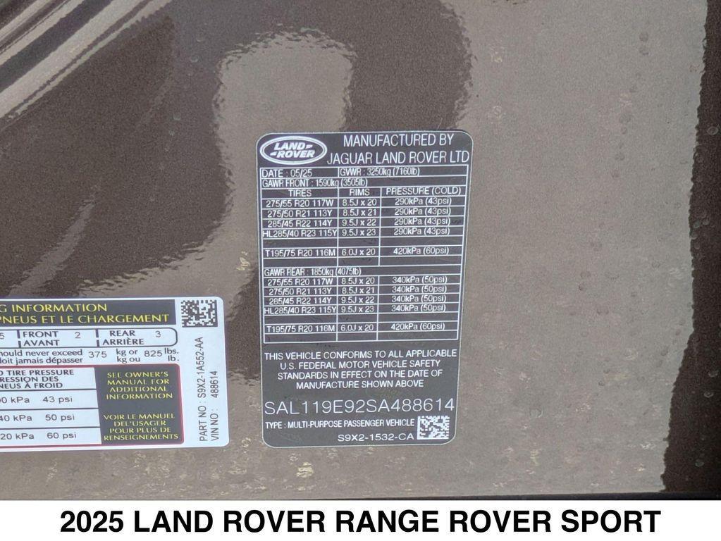 new 2025 Land Rover Range Rover Sport car