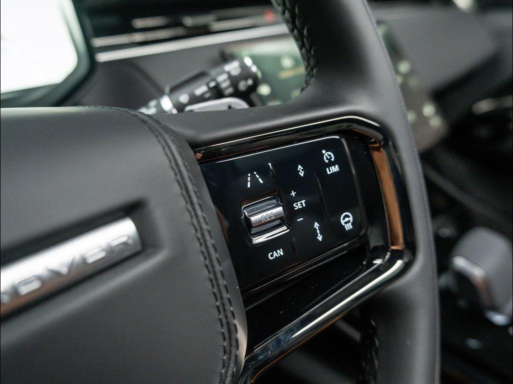 new 2025 Land Rover Range Rover Sport car