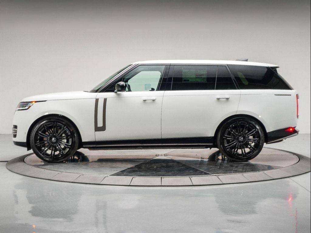 new 2025 Land Rover Range Rover car