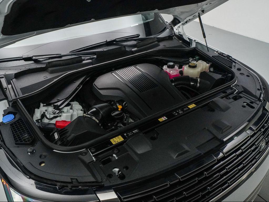 new 2025 Land Rover Range Rover car