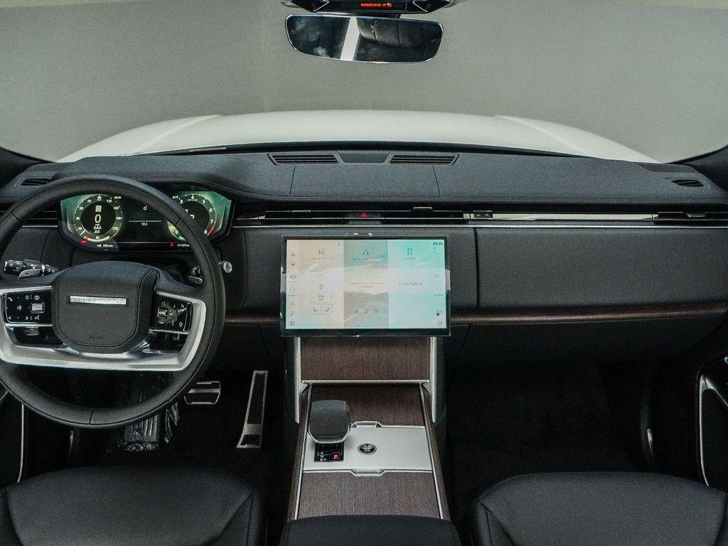new 2025 Land Rover Range Rover car