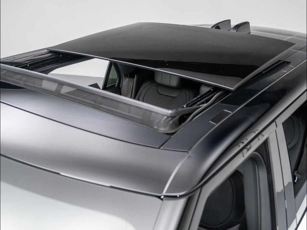 new 2025 Land Rover Range Rover Sport car