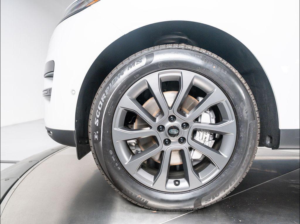 new 2025 Land Rover Range Rover Sport car