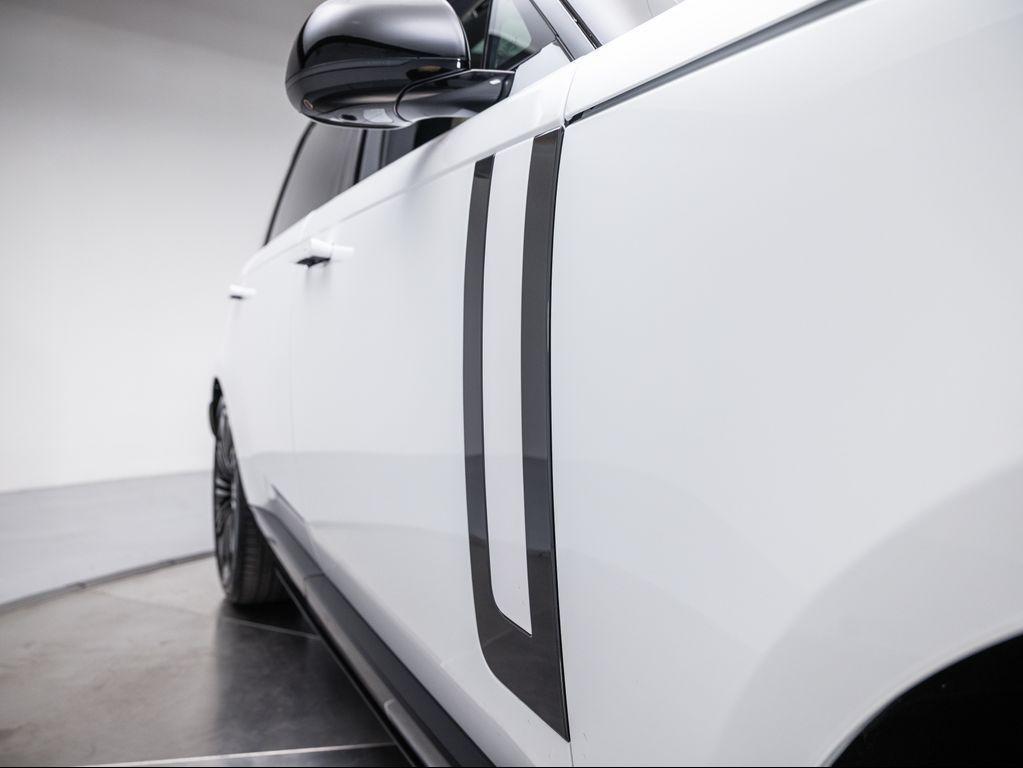 new 2025 Land Rover Range Rover car