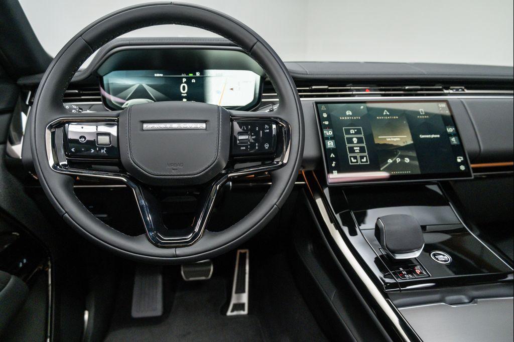 new 2025 Land Rover Range Rover Sport car