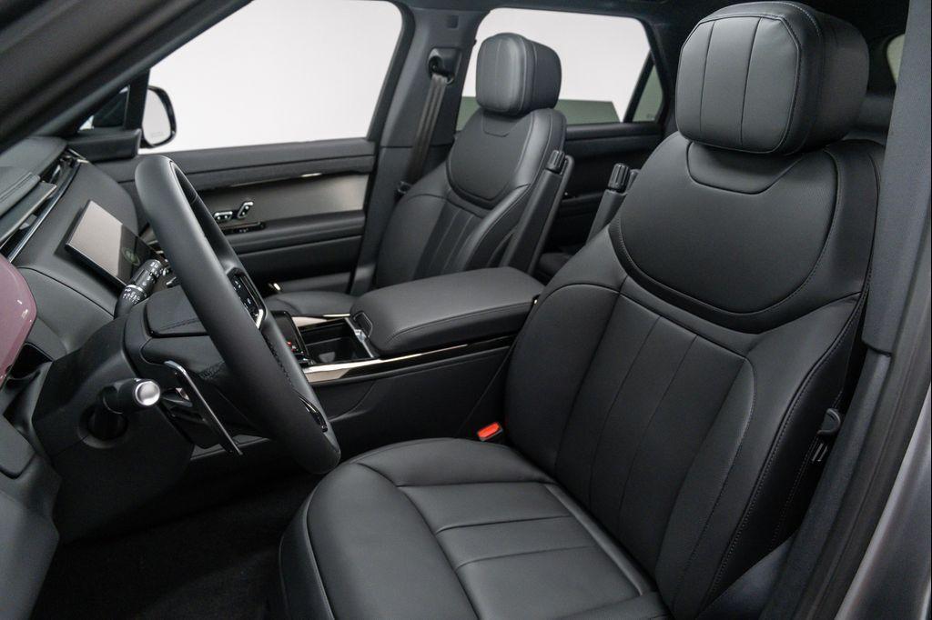 new 2025 Land Rover Range Rover Sport car