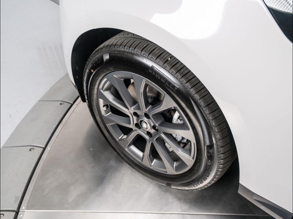 new 2025 Land Rover Range Rover Sport car