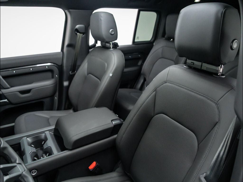 new 2026 Land Rover Defender car