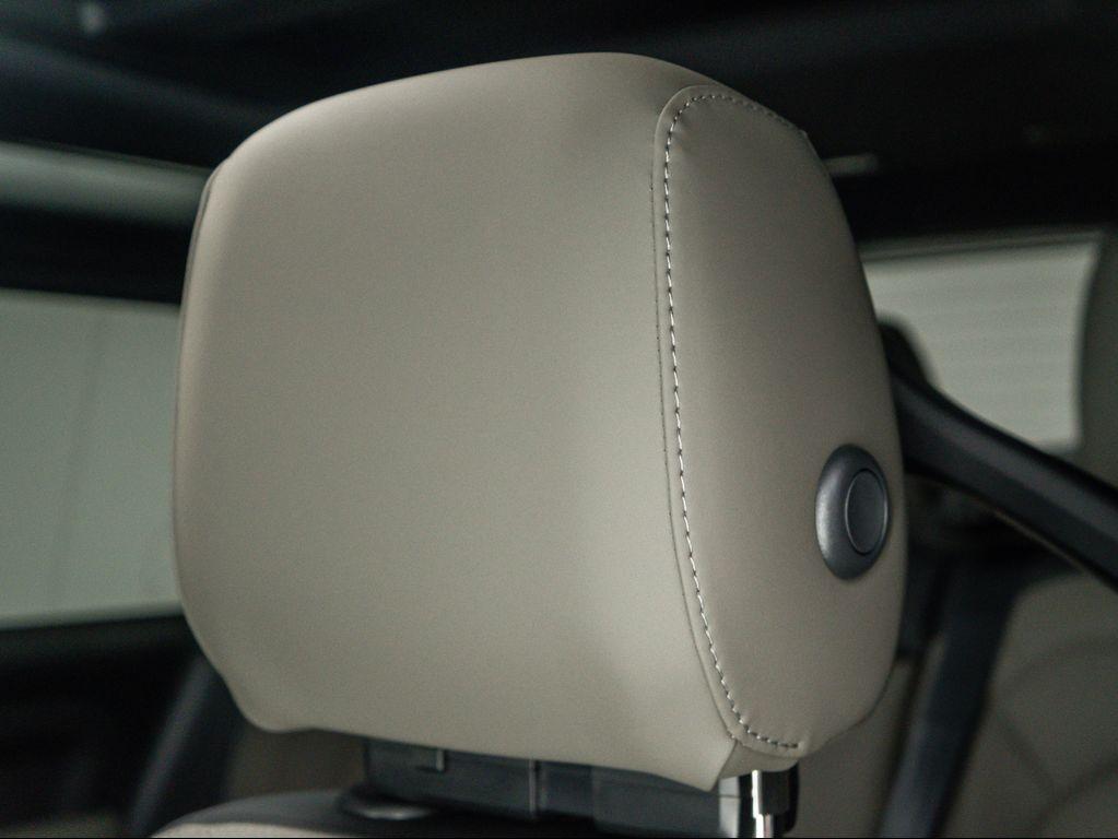 new 2025 Land Rover Defender car