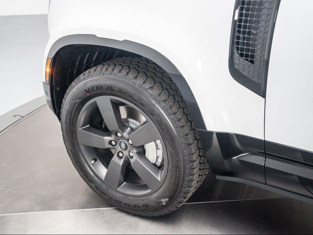 new 2025 Land Rover Defender car