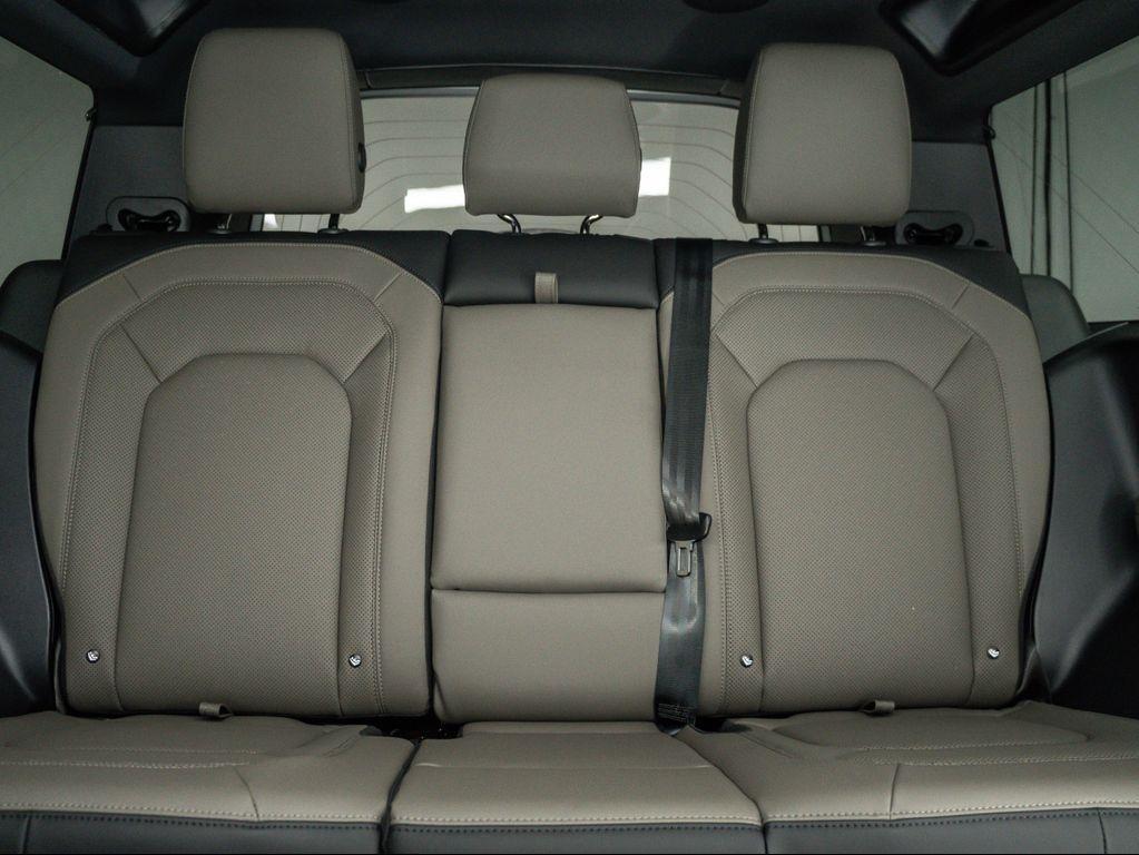 new 2025 Land Rover Defender car