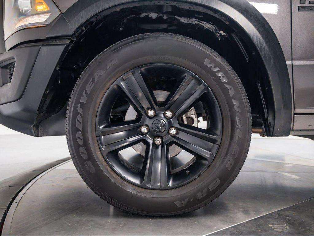 used 2022 Ram 1500 Classic car, priced at $27,802