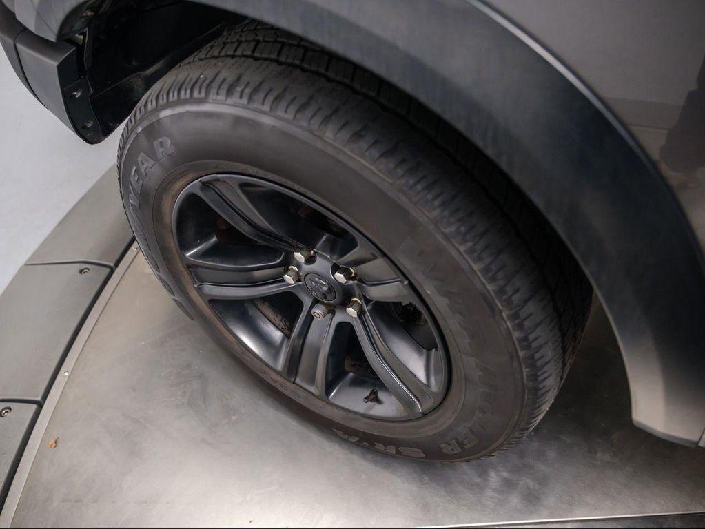 used 2022 Ram 1500 Classic car, priced at $27,802