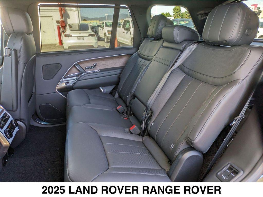 new 2025 Land Rover Range Rover car