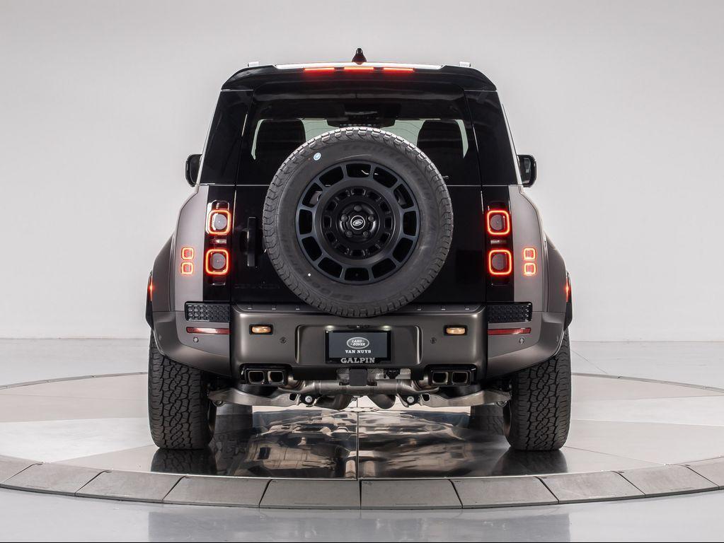 new 2025 Land Rover Defender car