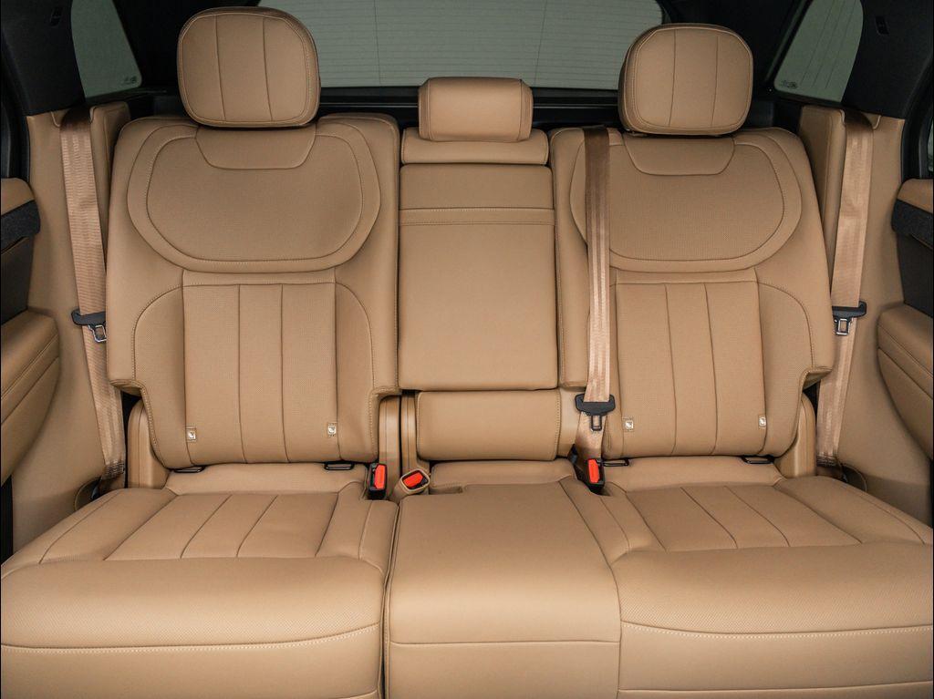 new 2025 Land Rover Range Rover Sport car
