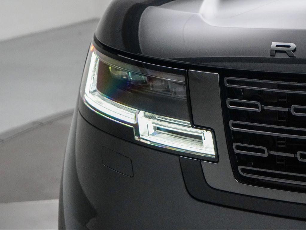 new 2025 Land Rover Range Rover car