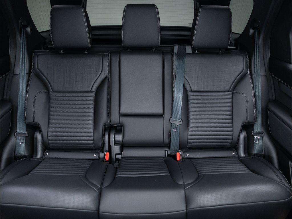 new 2025 Land Rover Discovery car, priced at $76,718