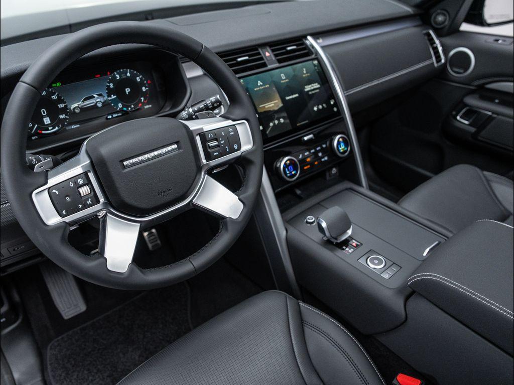 new 2025 Land Rover Discovery car, priced at $76,718