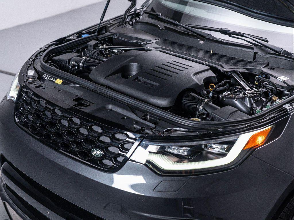 new 2025 Land Rover Discovery car, priced at $76,718