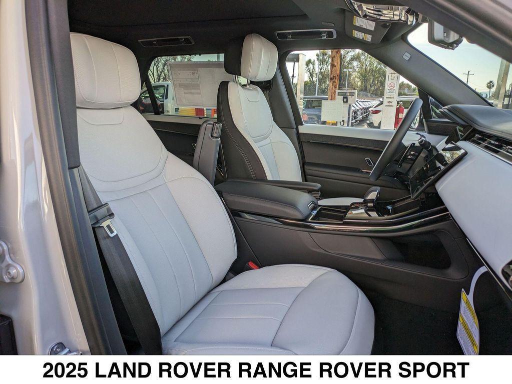 new 2025 Land Rover Range Rover Sport car