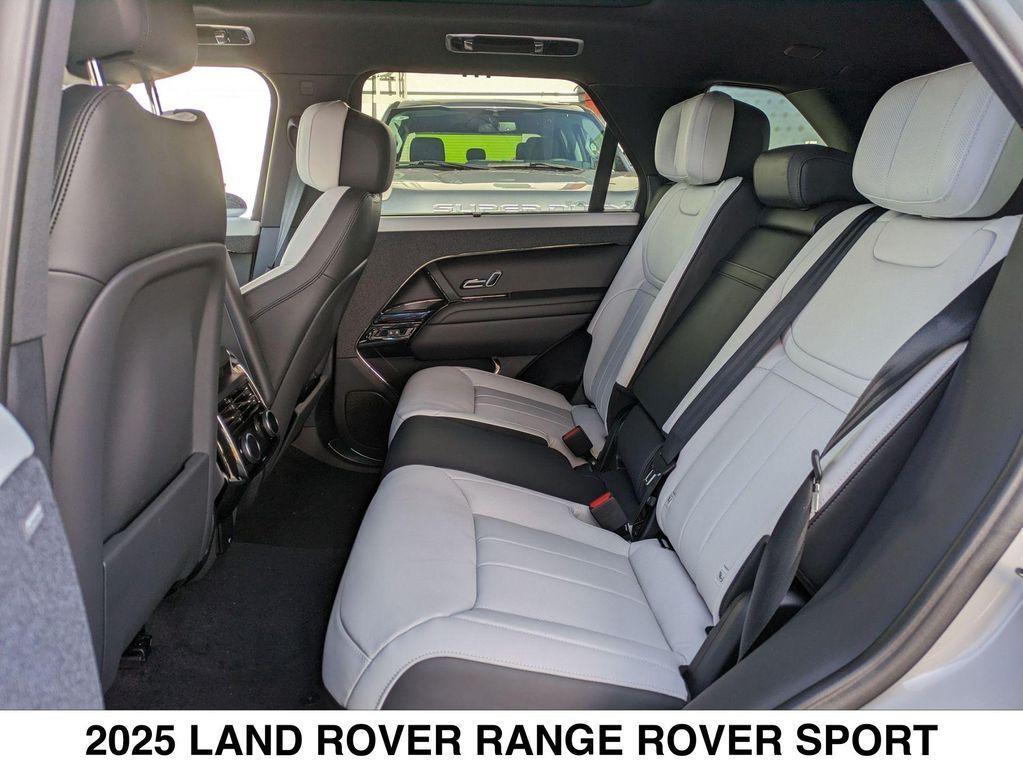 new 2025 Land Rover Range Rover Sport car