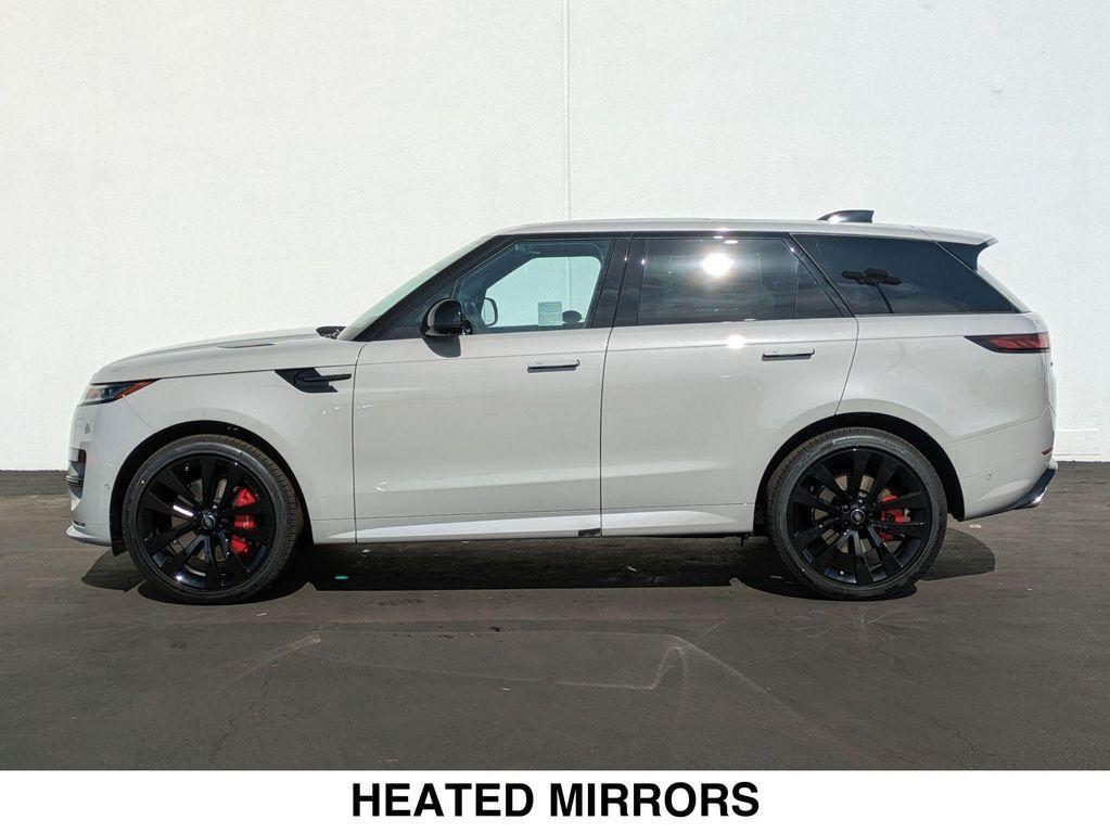 new 2025 Land Rover Range Rover Sport car