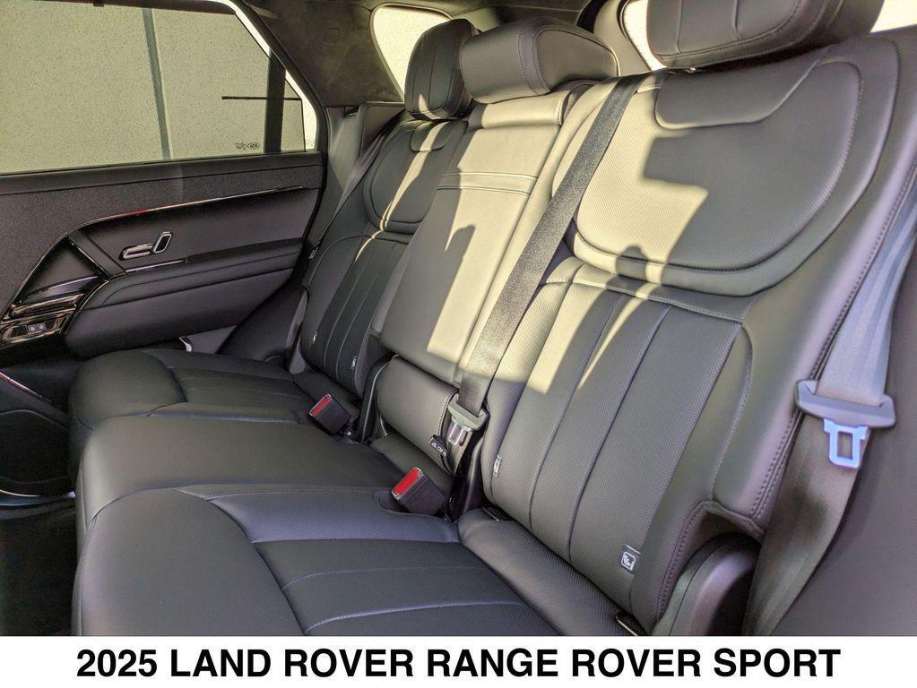 new 2025 Land Rover Range Rover Sport car