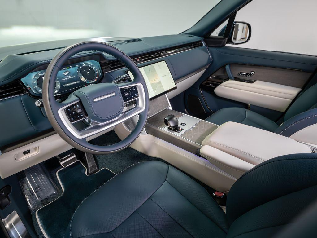 new 2025 Land Rover Range Rover car