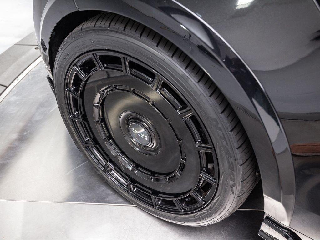 new 2025 Land Rover Range Rover Sport car