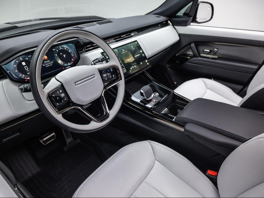 new 2025 Land Rover Range Rover Sport car